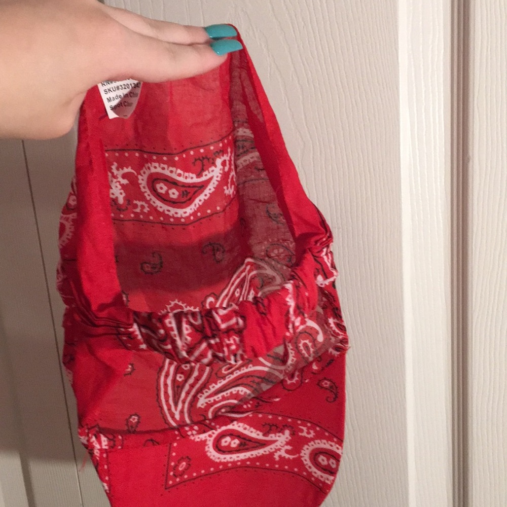 Red hat - Picture 2 of 2
